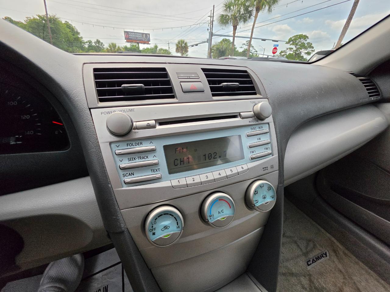 Toyota Camry  2009