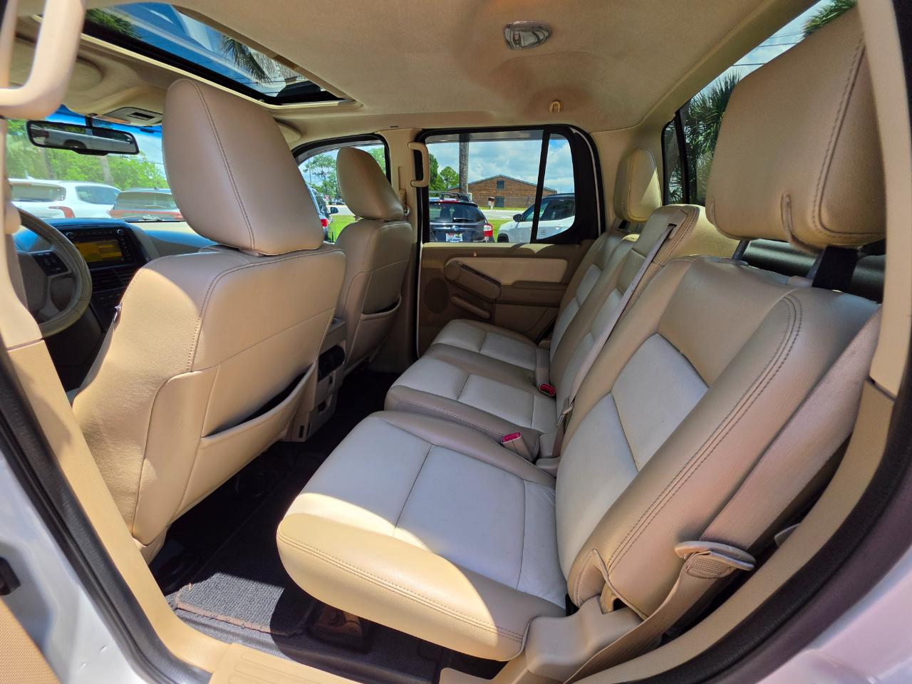 Ford Explorer Sport Trac RWD 4dr Limited 2010