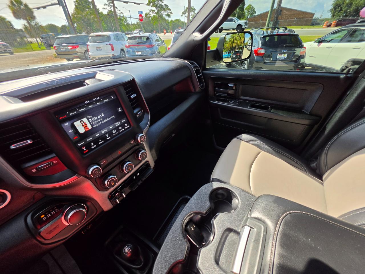 RAM 2500 Tradesman 4x4 Crew Cab 6'4" Box 2021