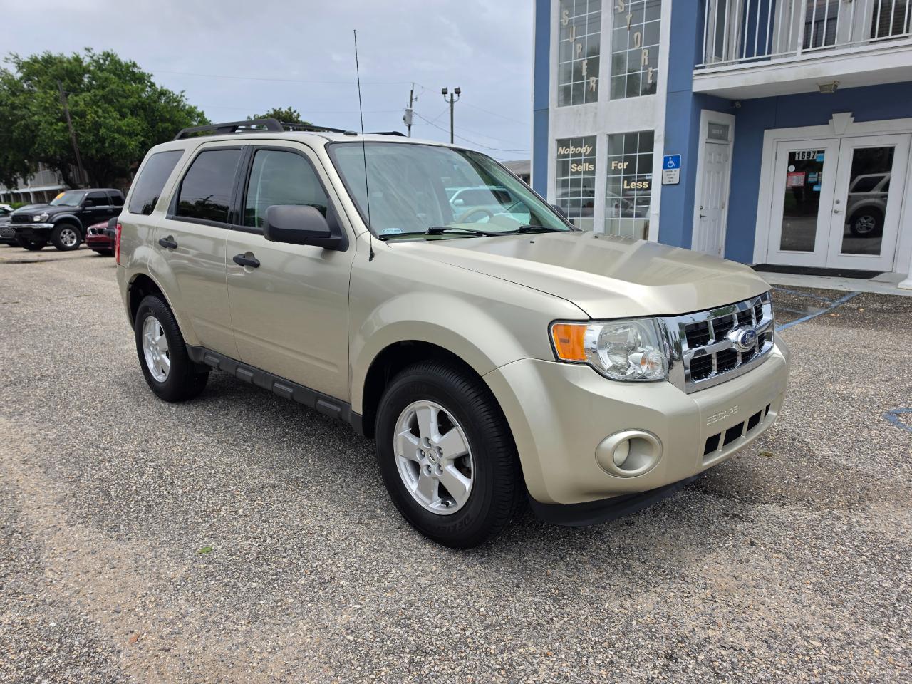 Ford Escape FWD 4dr XLT 2012