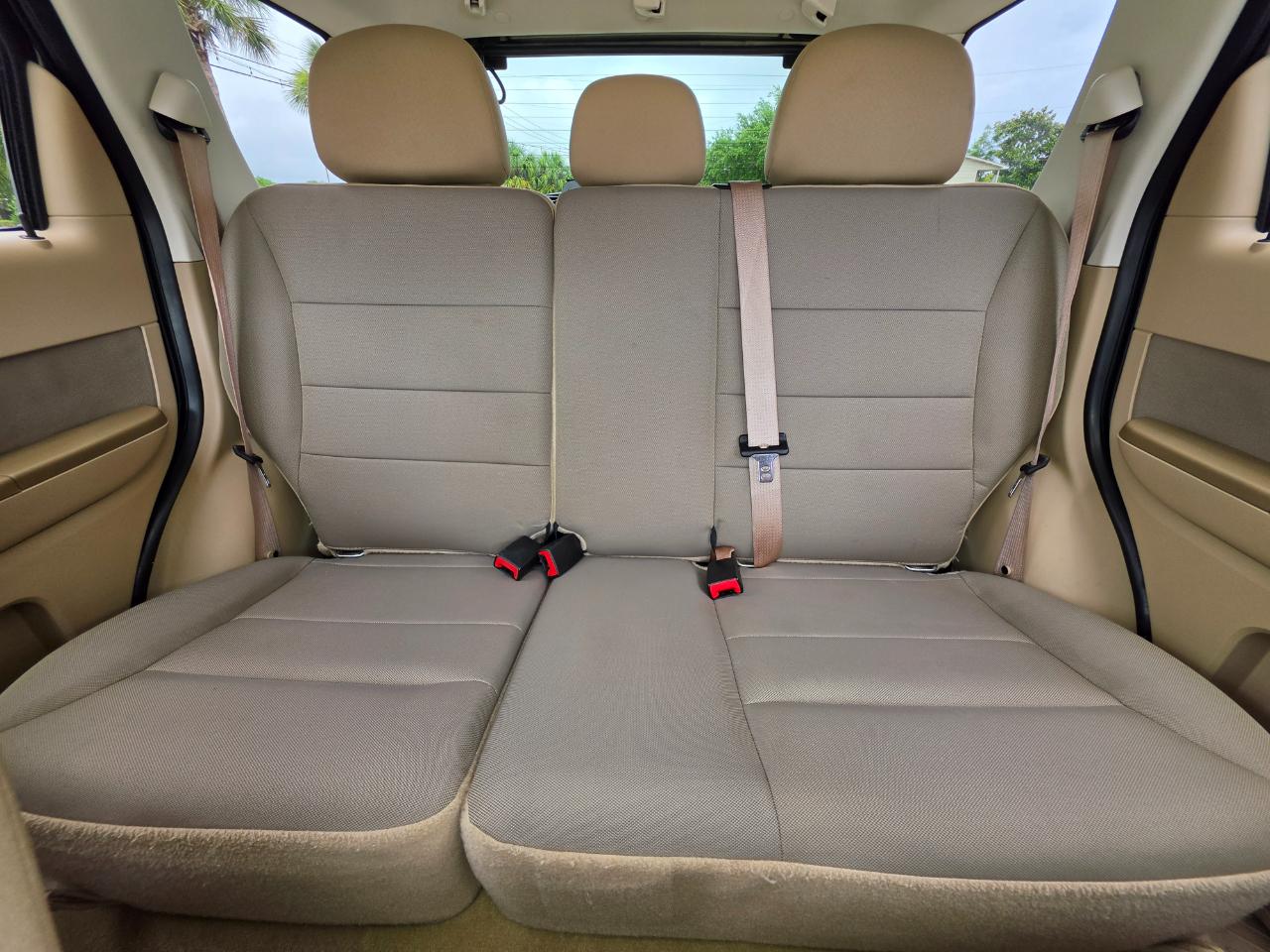 Ford Escape FWD 4dr XLT 2012