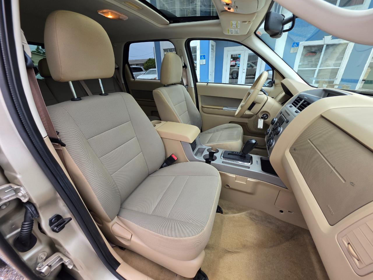 Ford Escape FWD 4dr XLT 2012