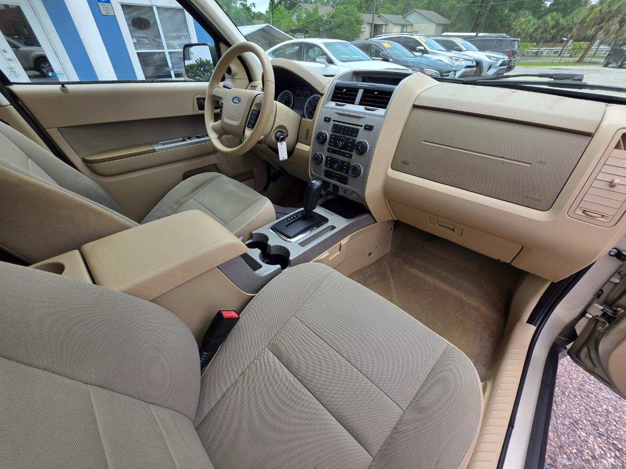 Ford Escape FWD 4dr XLT 2012