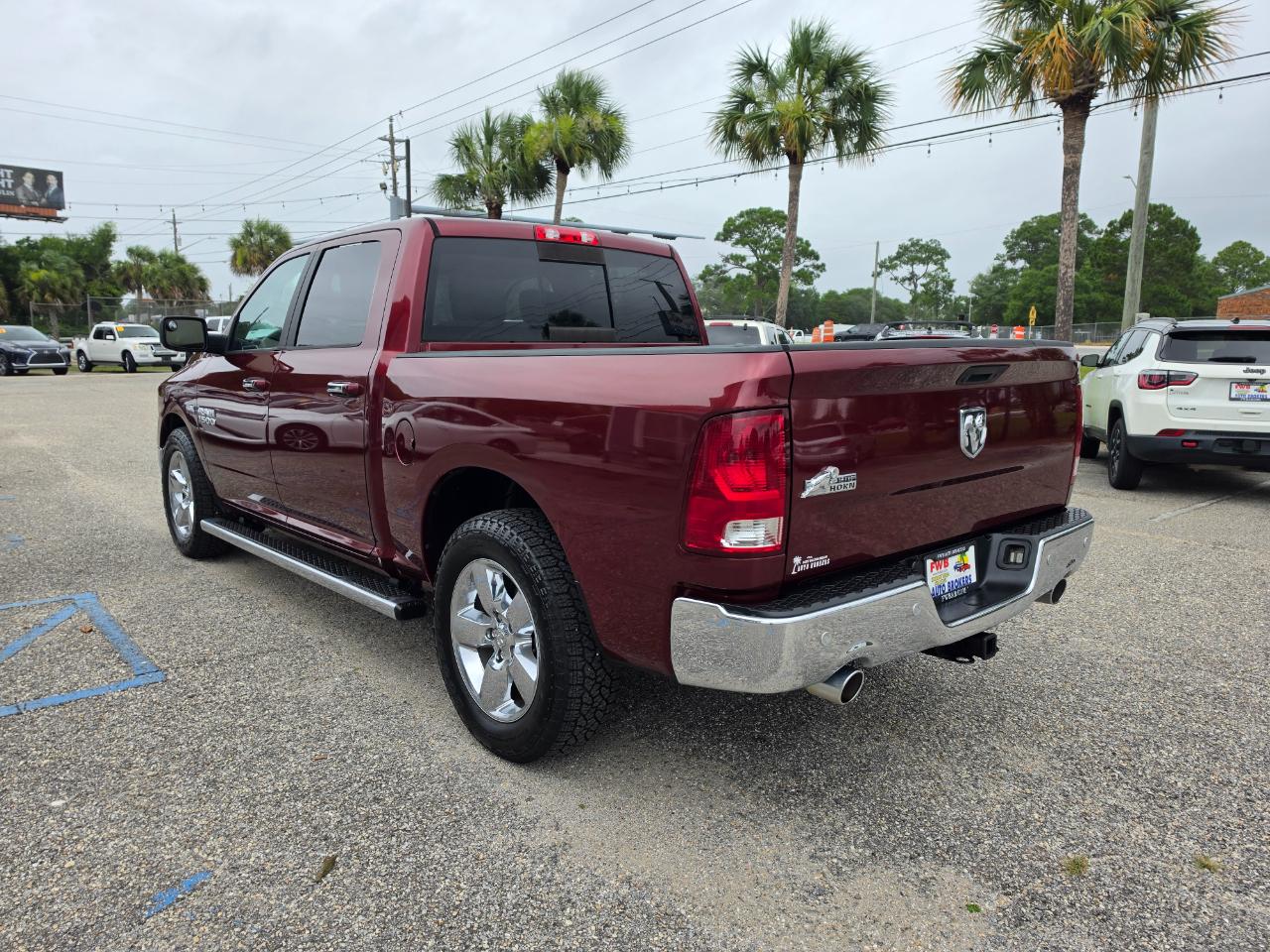 RAM 1500 Big Horn 4x2 Crew Cab 5'7" Box 2017