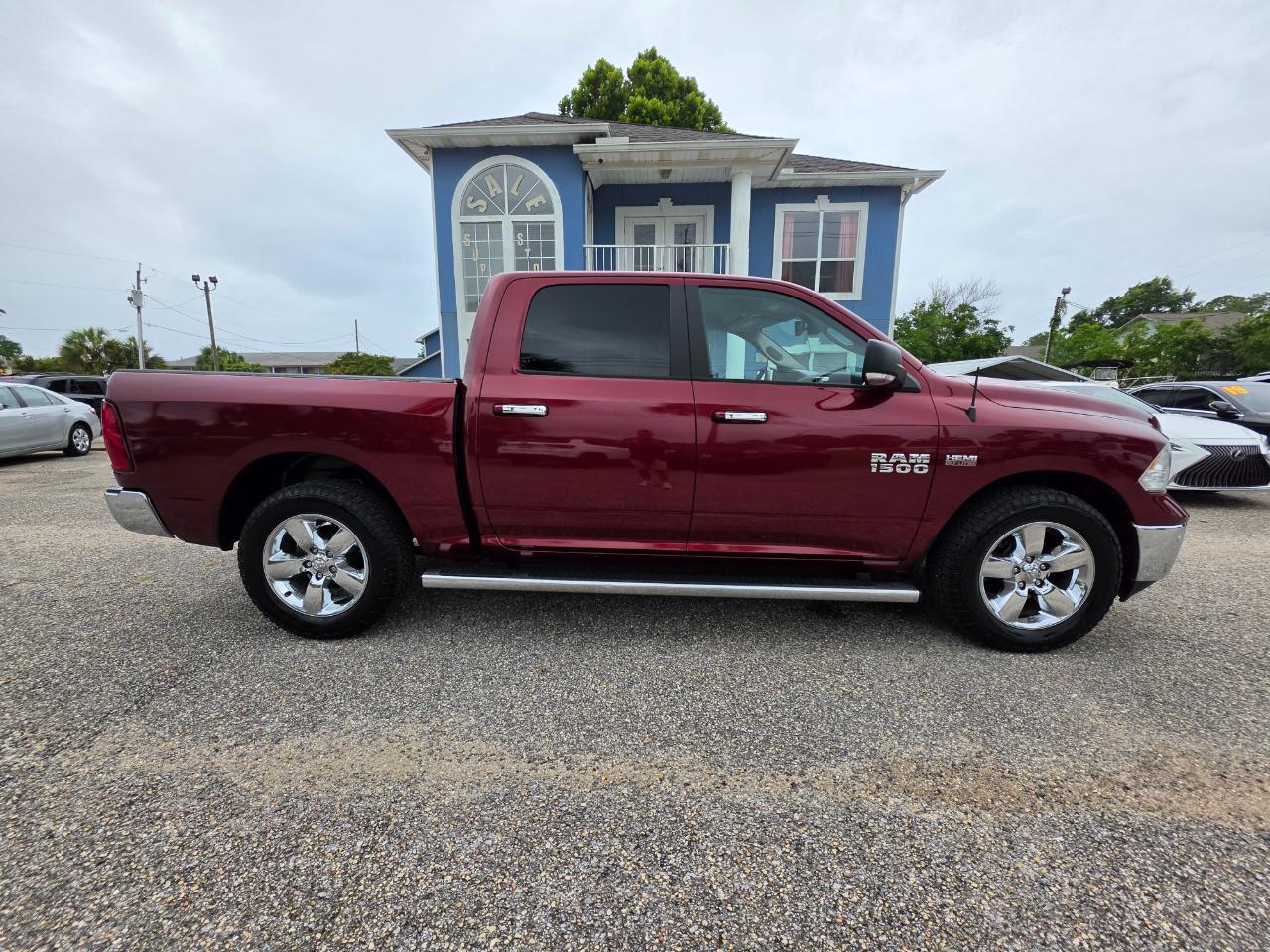 RAM 1500 Big Horn 4x2 Crew Cab 5'7" Box 2017
