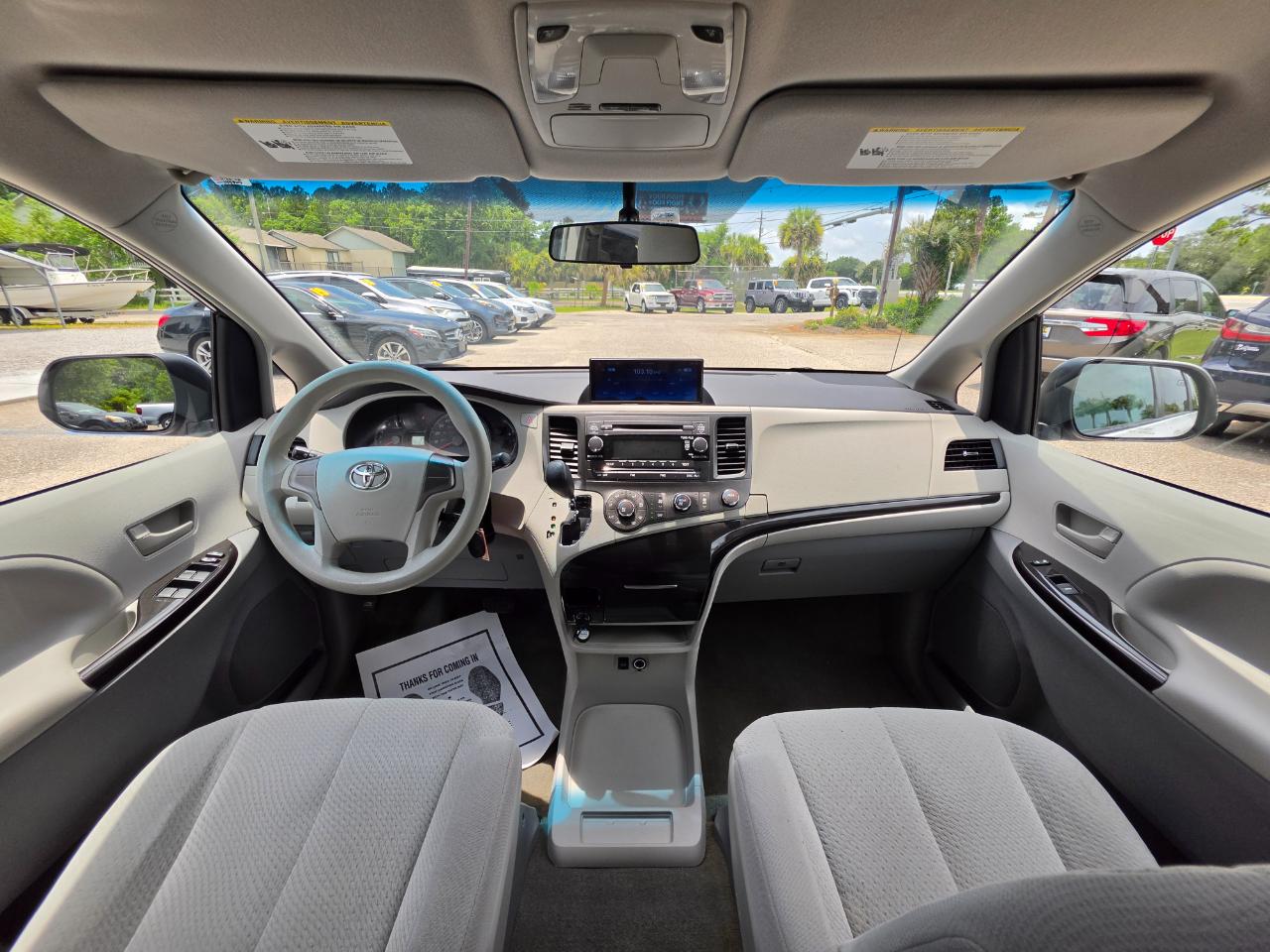 Toyota Sienna  2012
