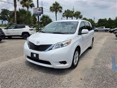2012 Toyota Sienna 