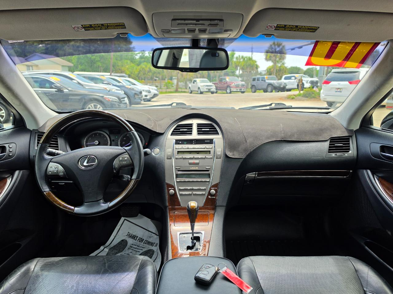 Lexus ES 350 4dr Sdn 2010