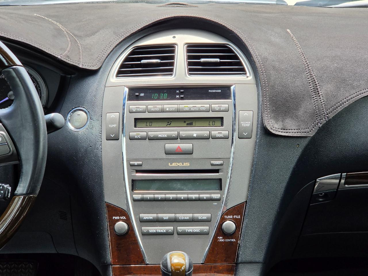 Lexus ES 350 4dr Sdn 2010