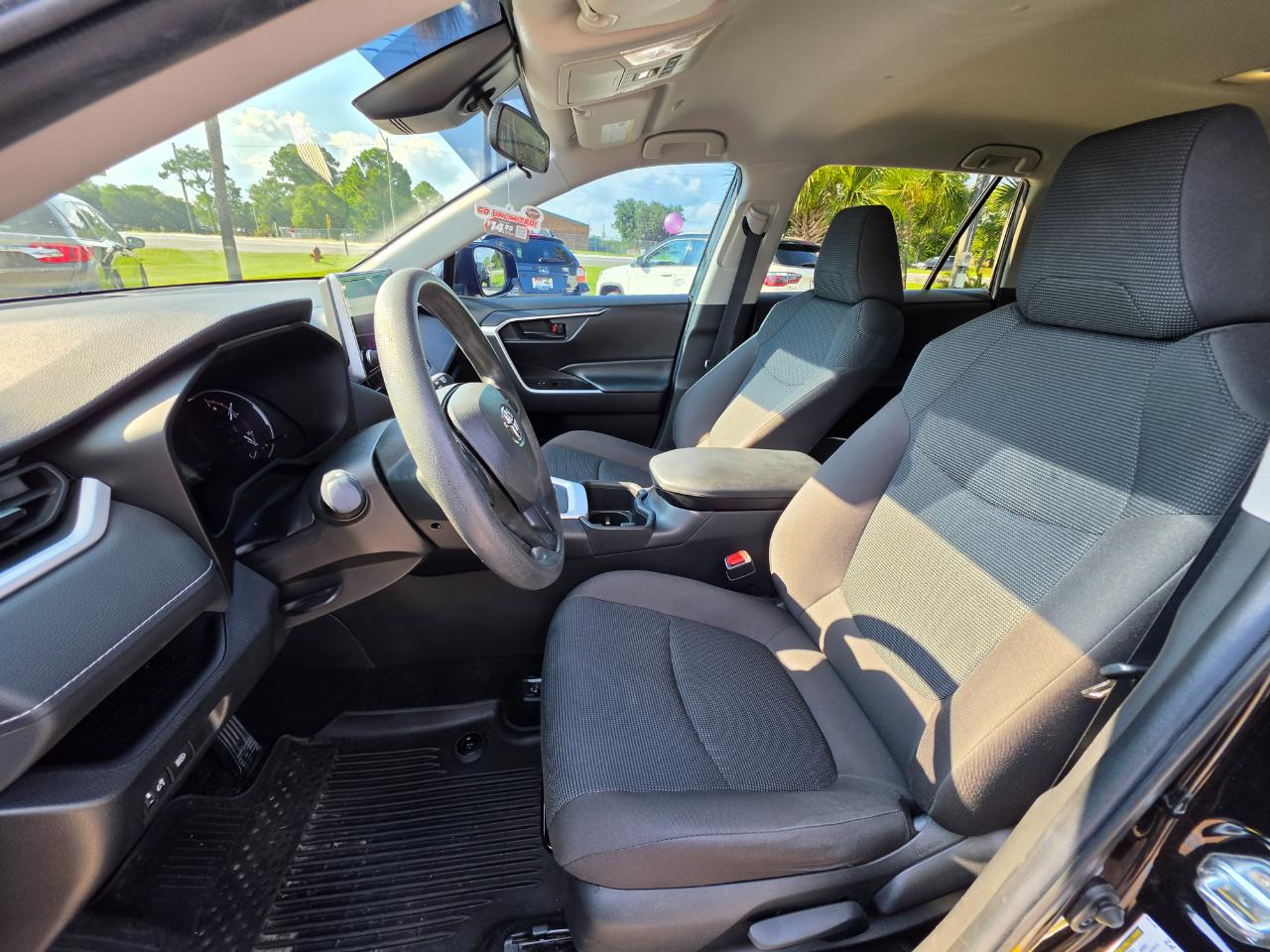 Toyota RAV4  2023
