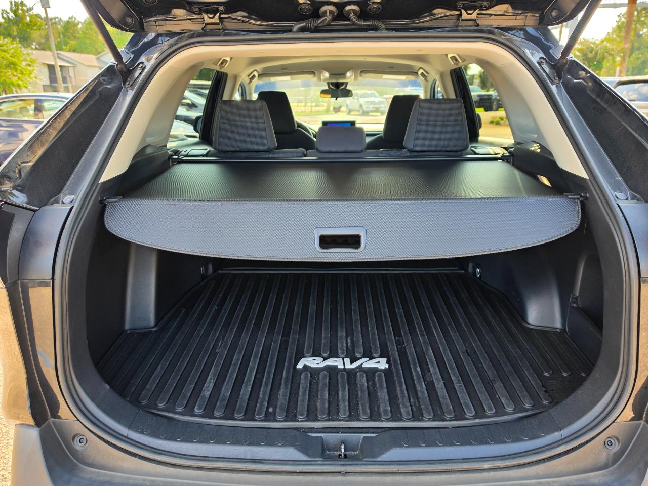 Toyota RAV4  2023
