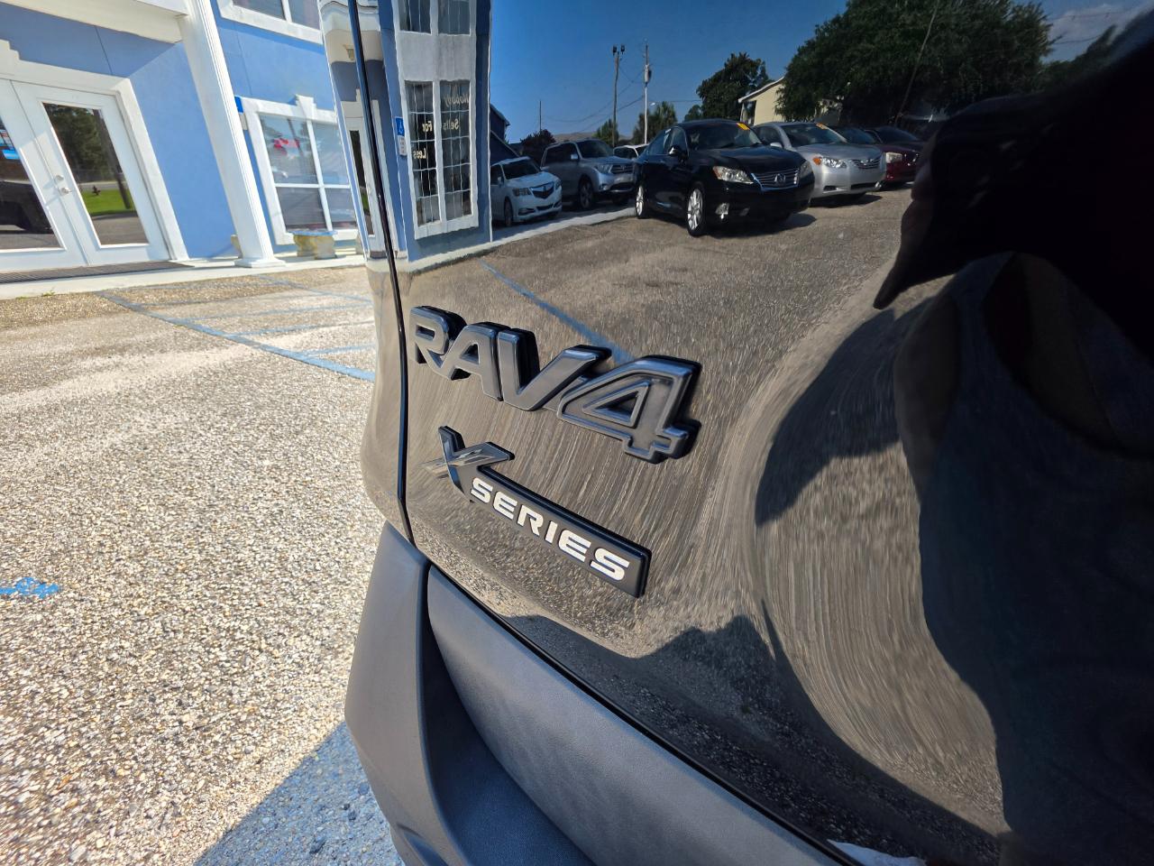 Toyota RAV4  2023