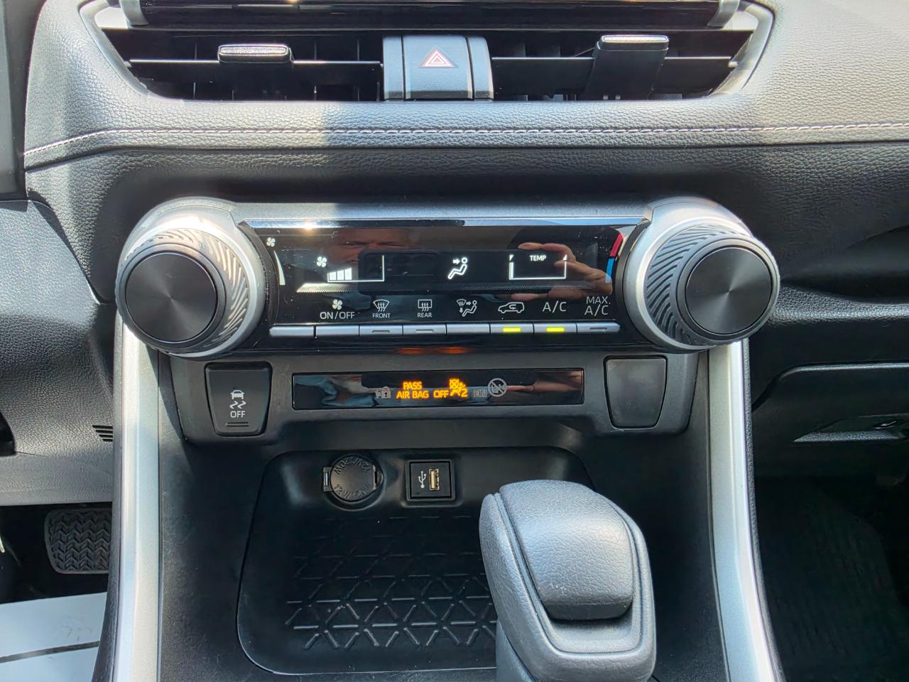 Toyota RAV4  2023