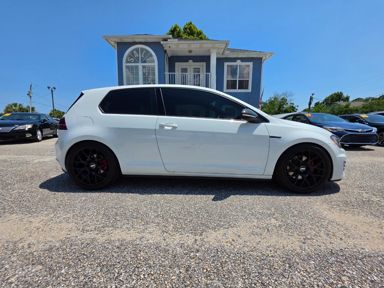 Volkswagen Golf GTI 2dr HB DSG S w/Performance Pkg 2015