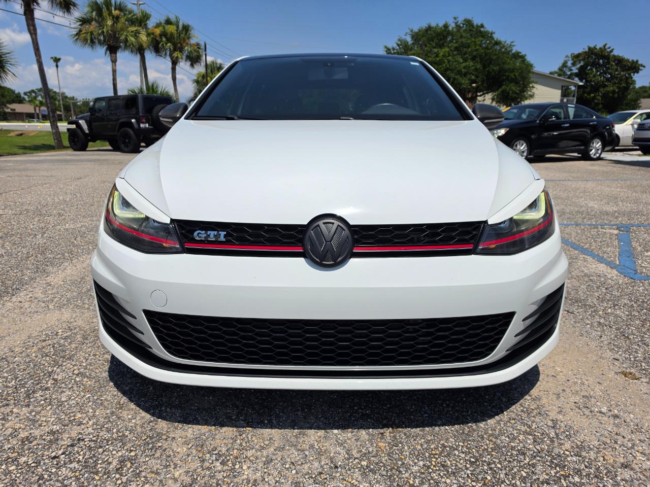 Volkswagen Golf GTI 2dr HB DSG S w/Performance Pkg 2015