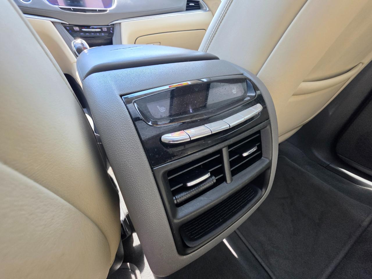 Cadillac XT5 FWD 4dr Premium Luxury 2017