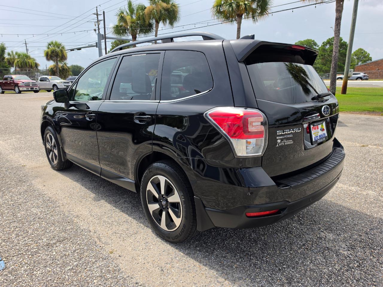 Subaru Forester 2.5i Limited CVT 2018