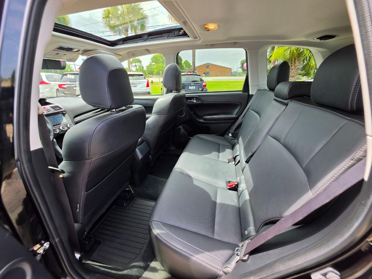 Subaru Forester 2.5i Limited CVT 2018