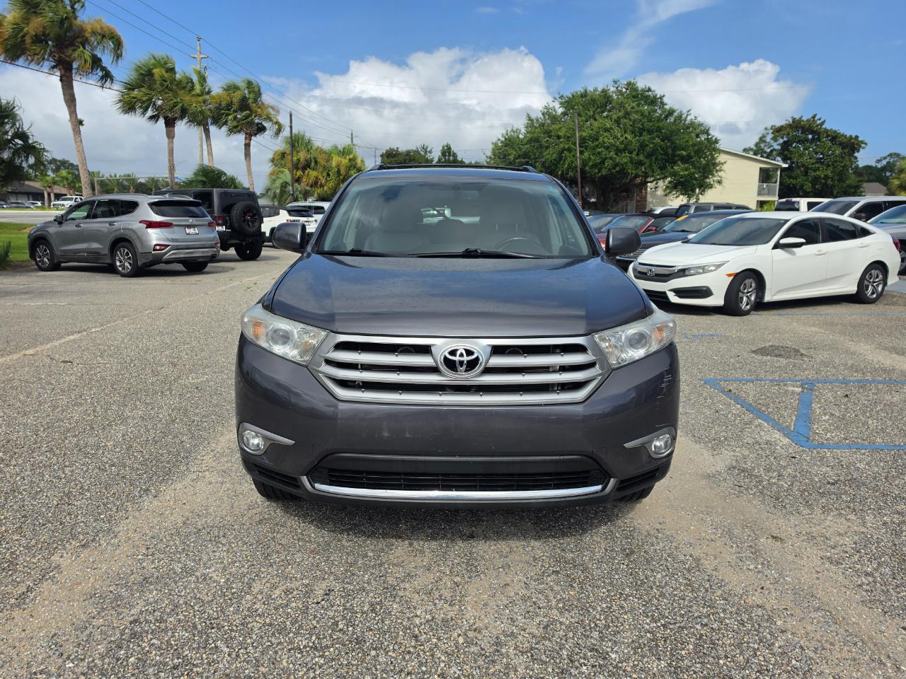 Toyota Highlander  2013
