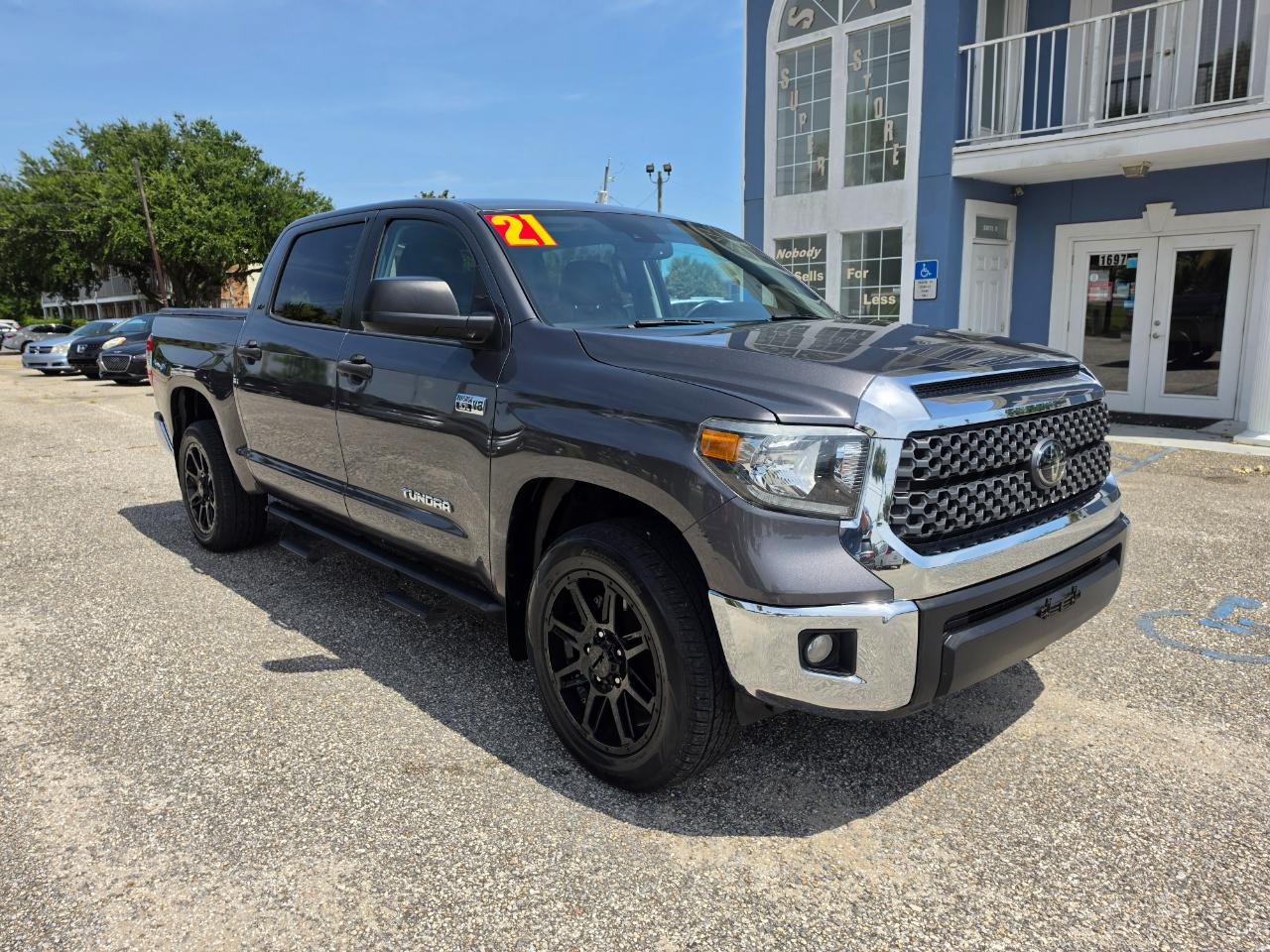 Toyota Tundra 2WD SR5 CrewMax 5.5' Bed 5.7L (Natl) 2021