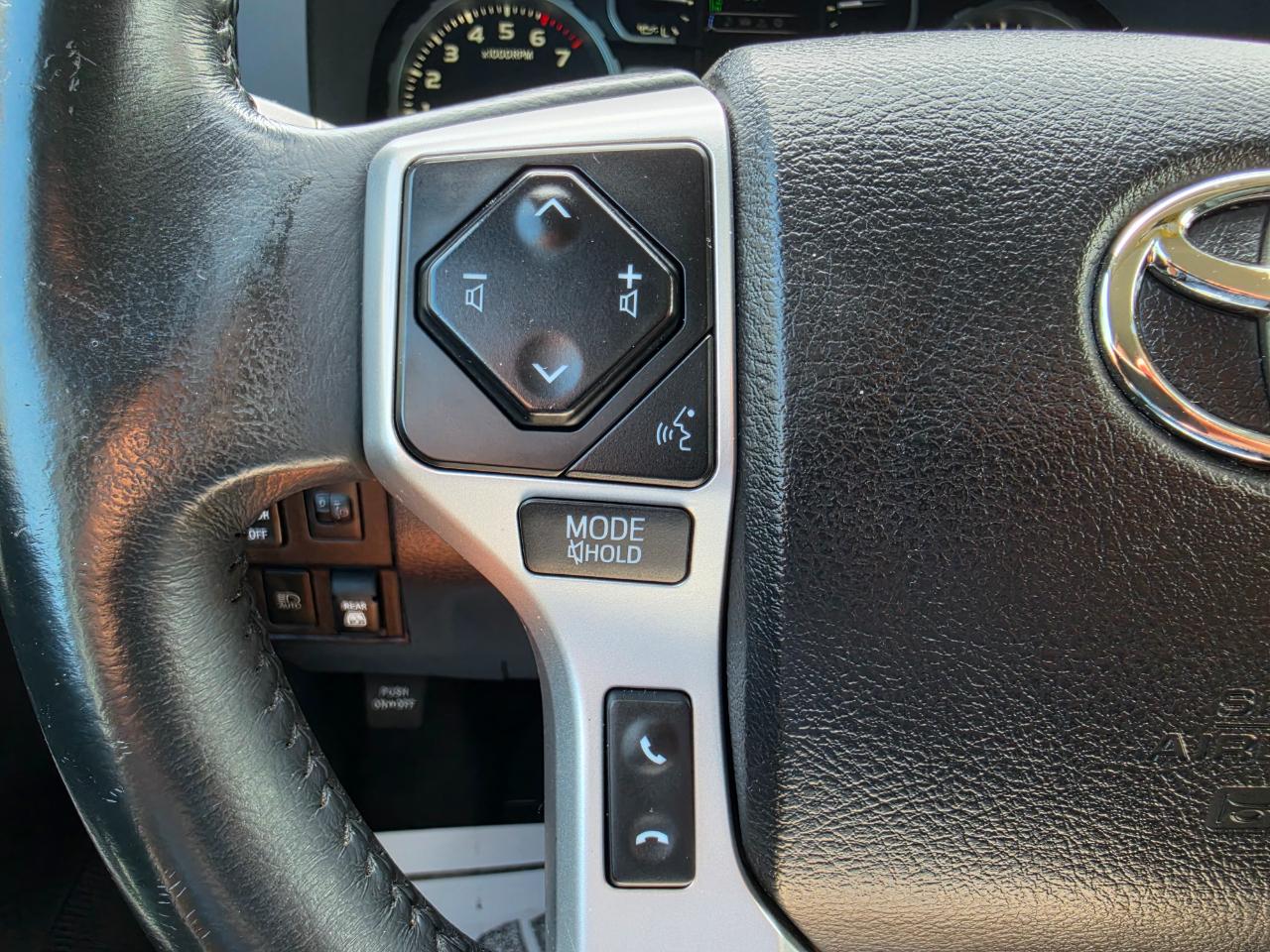 Toyota Tundra 2WD SR5 CrewMax 5.5' Bed 5.7L (Natl) 2021