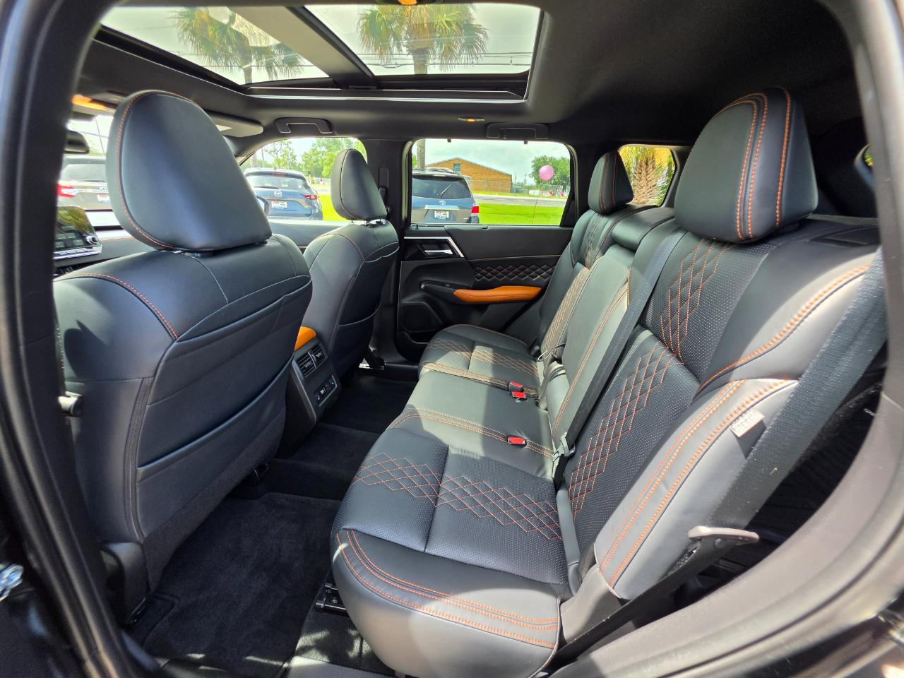 Mitsubishi Outlander  2022