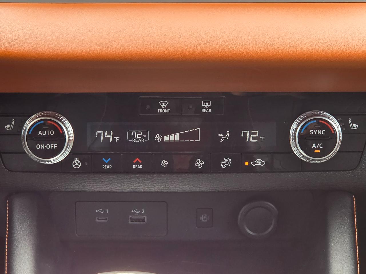 Mitsubishi Outlander  2022