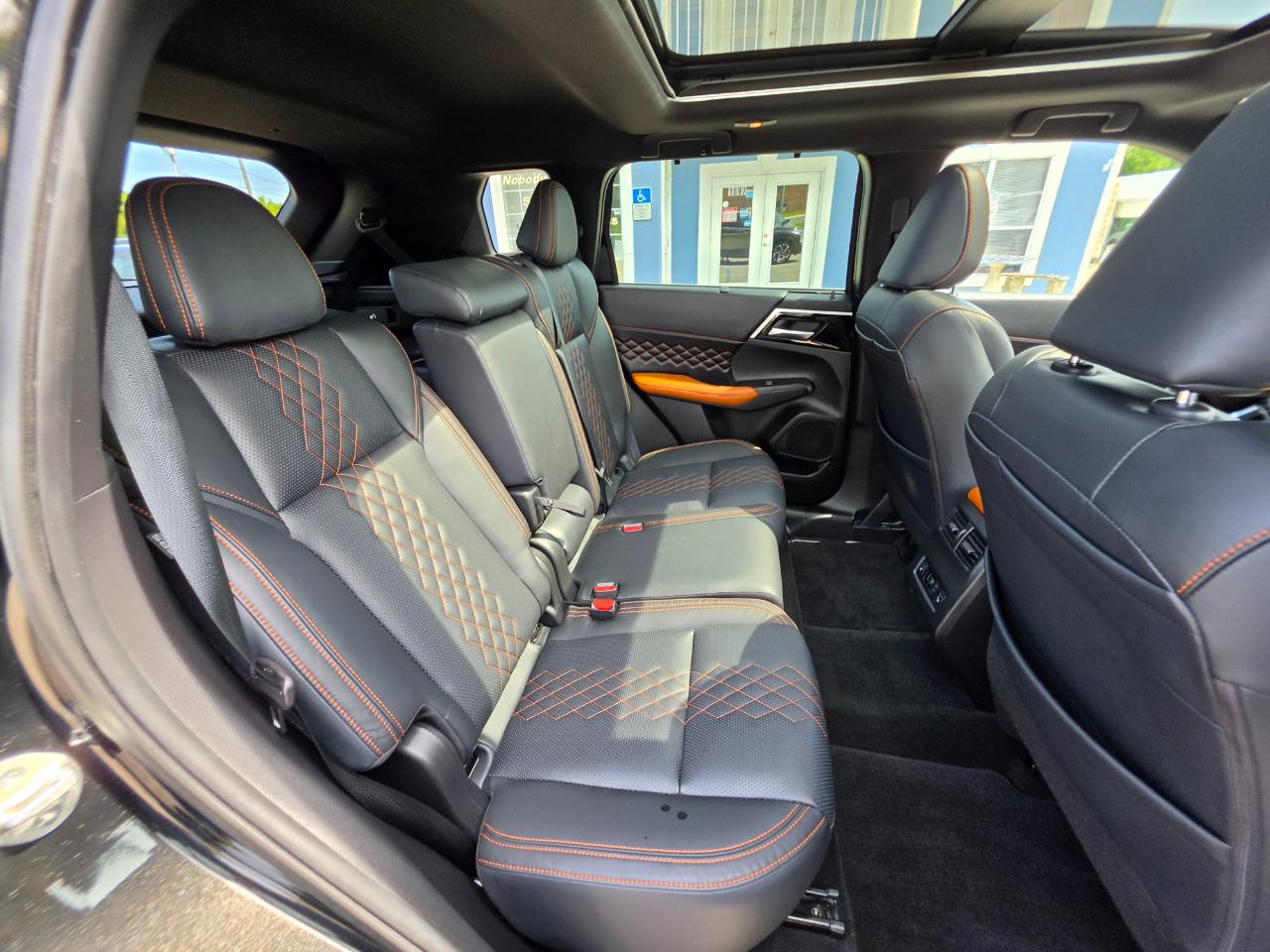 Mitsubishi Outlander  2022