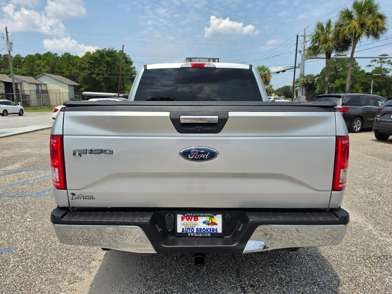 Ford F-150 XL 2WD SuperCrew 5.5' Box 2017