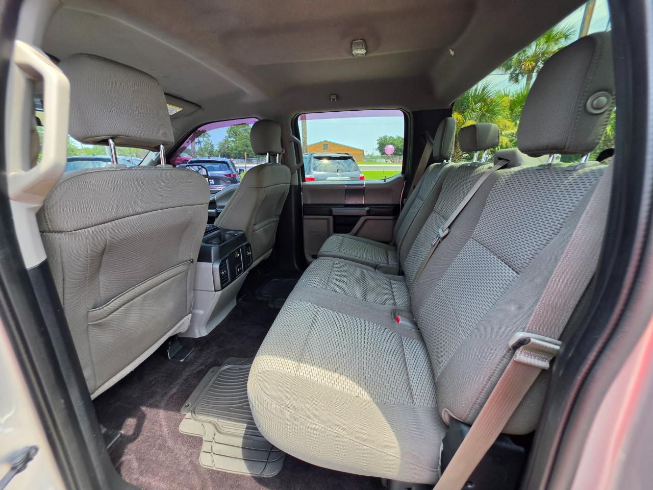 Ford F-150 XL 2WD SuperCrew 5.5' Box 2017