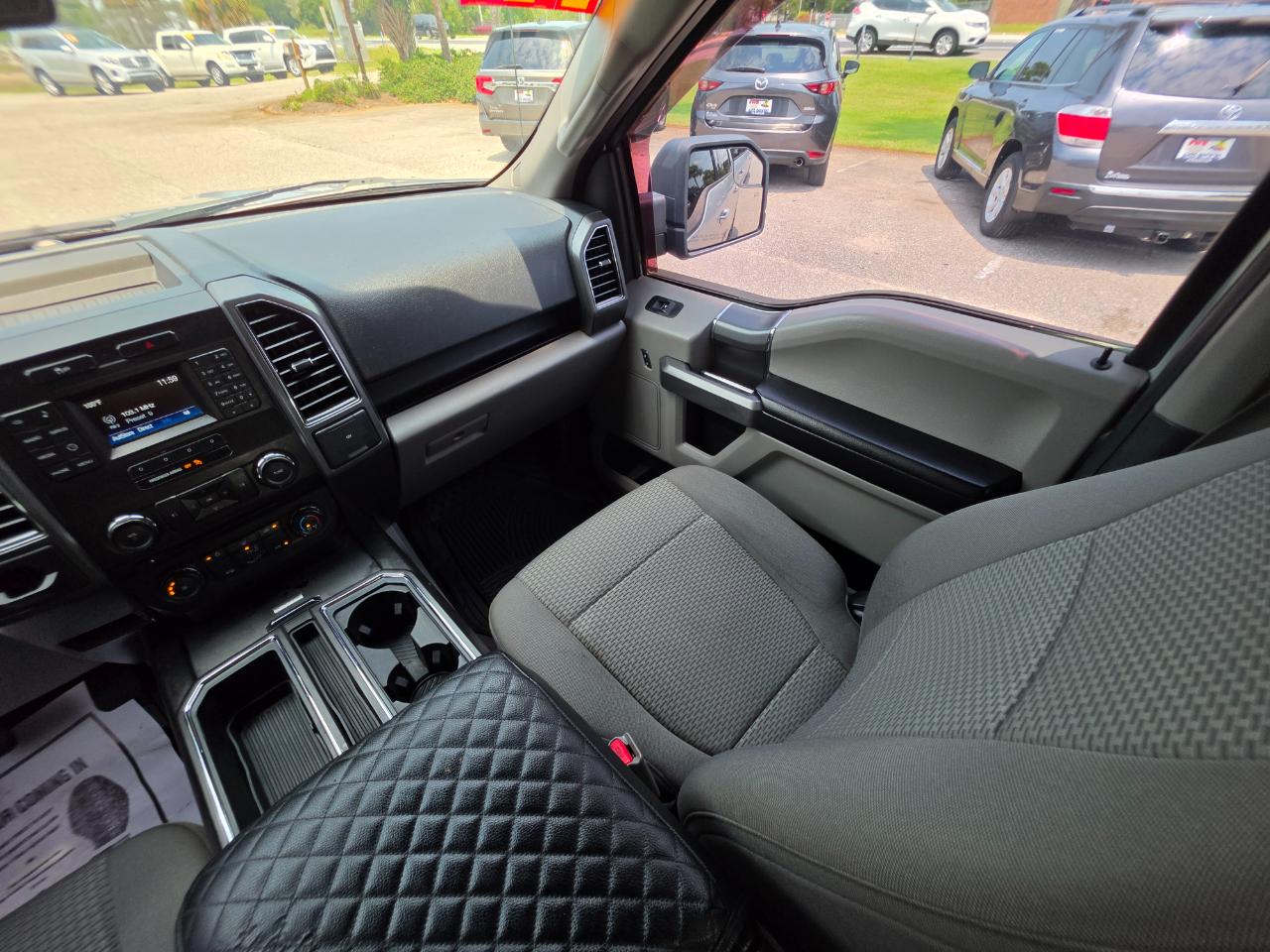 Ford F-150 XL 2WD SuperCrew 5.5' Box 2017
