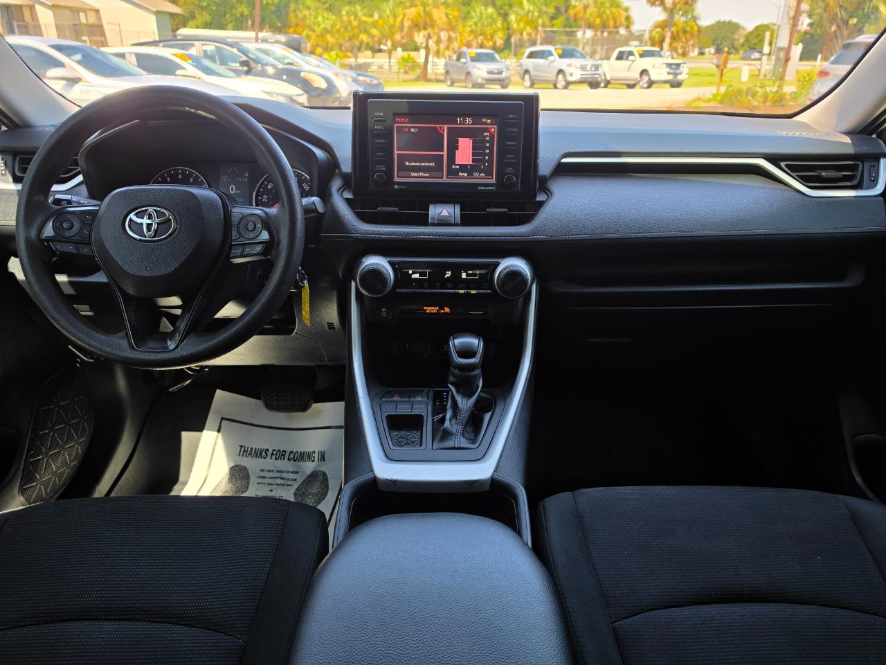 Toyota RAV4 LE FWD (Natl) 2020