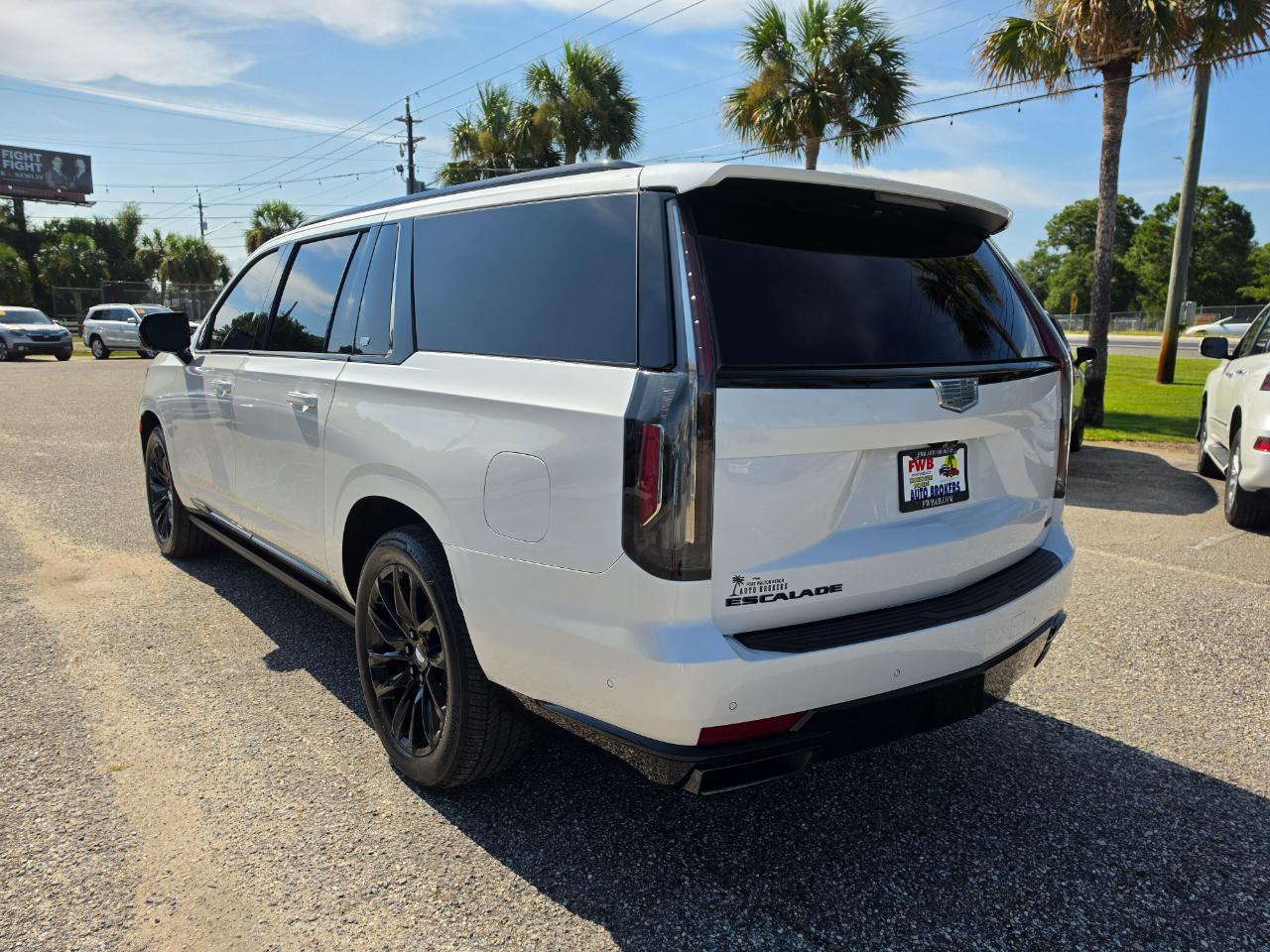 Cadillac Escalade ESV 4WD 4dr Sport Platinum 2022