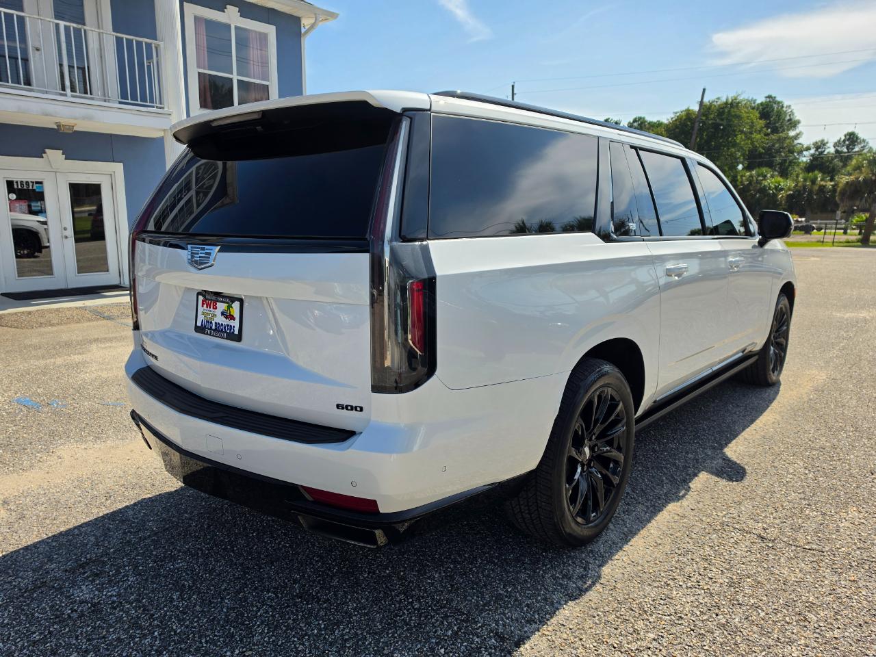 Cadillac Escalade ESV 4WD 4dr Sport Platinum 2022