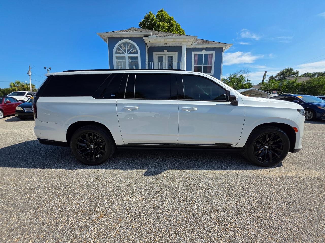 Cadillac Escalade ESV 4WD 4dr Sport Platinum 2022