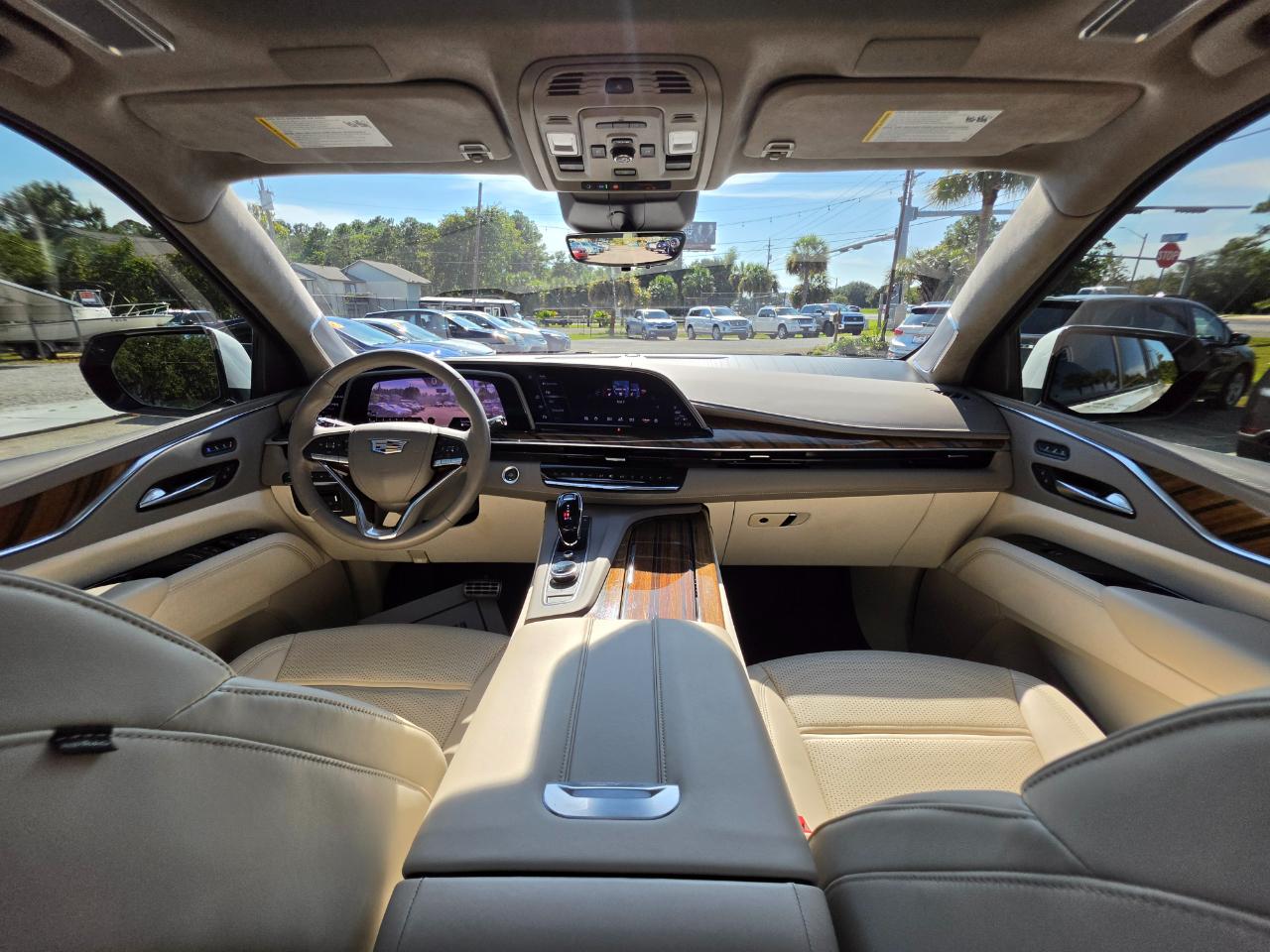 Cadillac Escalade ESV 4WD 4dr Sport Platinum 2022