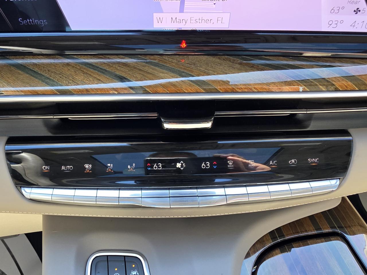Cadillac Escalade ESV 4WD 4dr Sport Platinum 2022