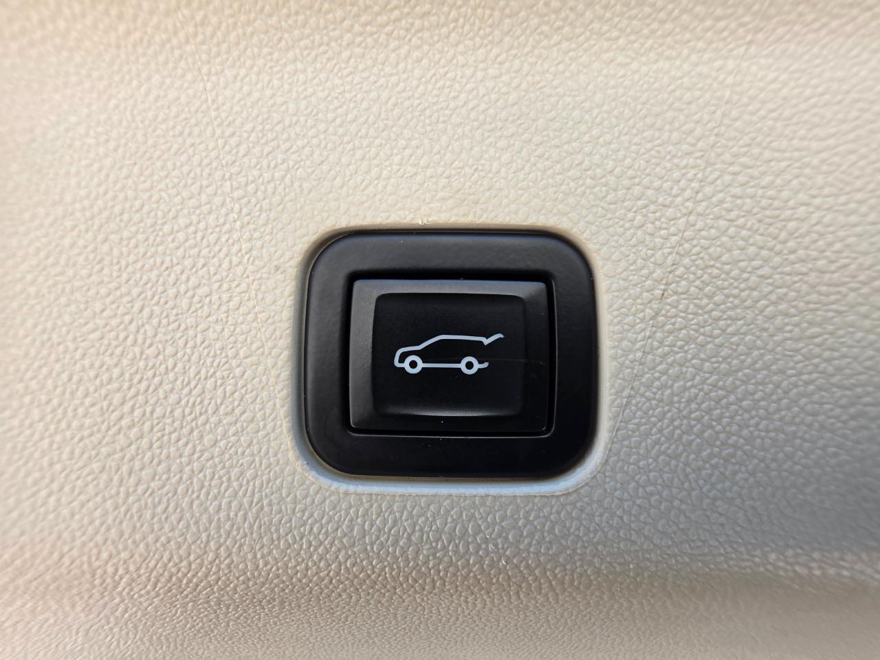 Cadillac Escalade ESV 4WD 4dr Sport Platinum 2022
