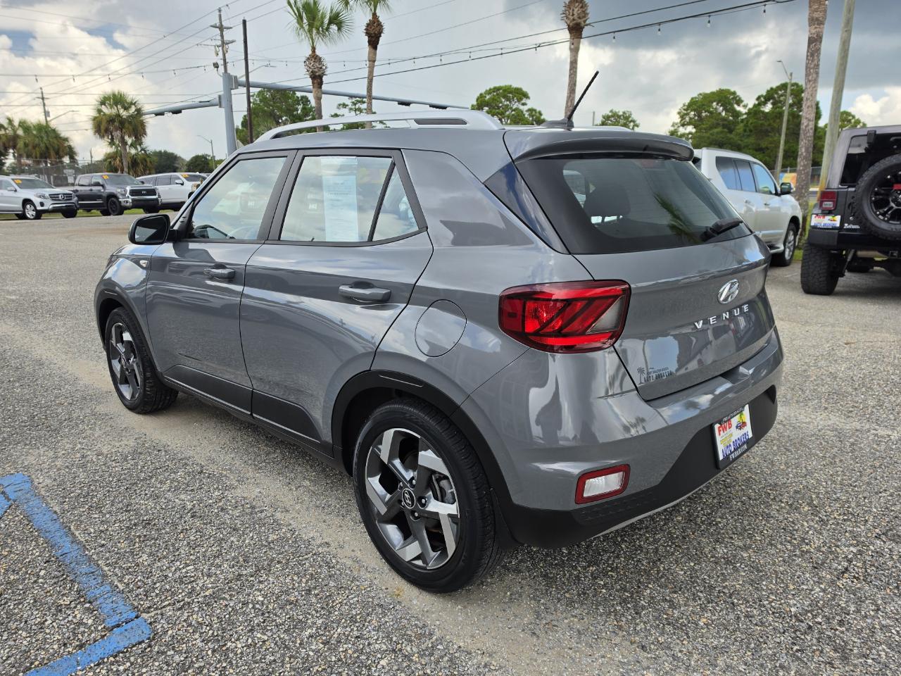 Hyundai Venue SEL IVT 2023