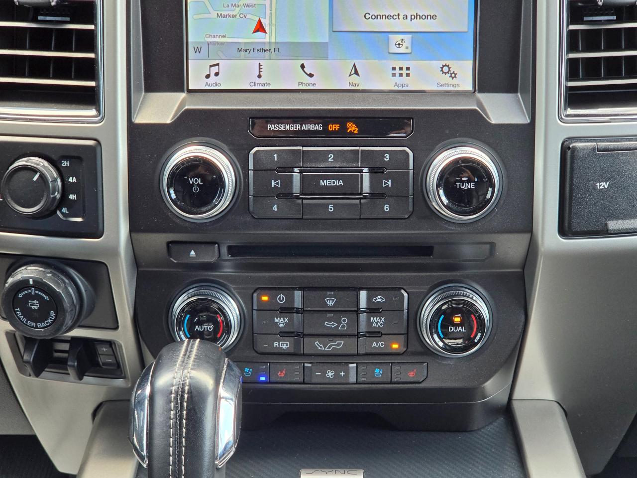 Ford F-150 Lariat SuperCrew 4WD 2018
