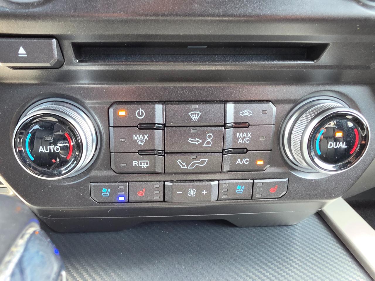 Ford F-150 Lariat SuperCrew 4WD 2018