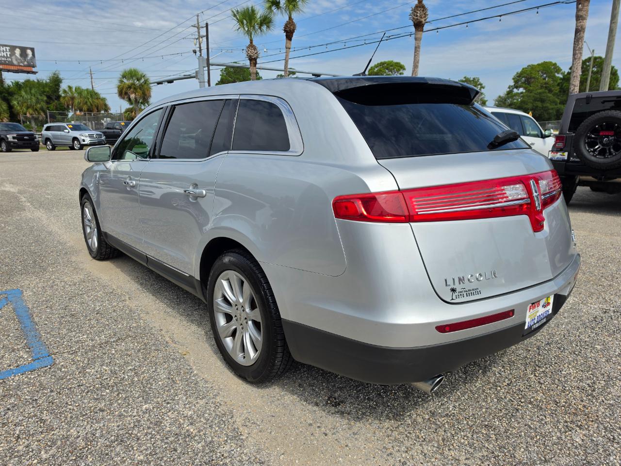 Lincoln MKT 4dr Wgn 3.5L AWD EcoBoost 2016