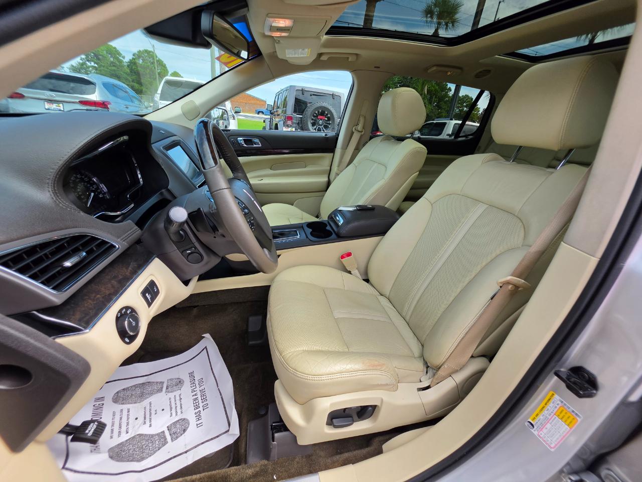Lincoln MKT 4dr Wgn 3.5L AWD EcoBoost 2016