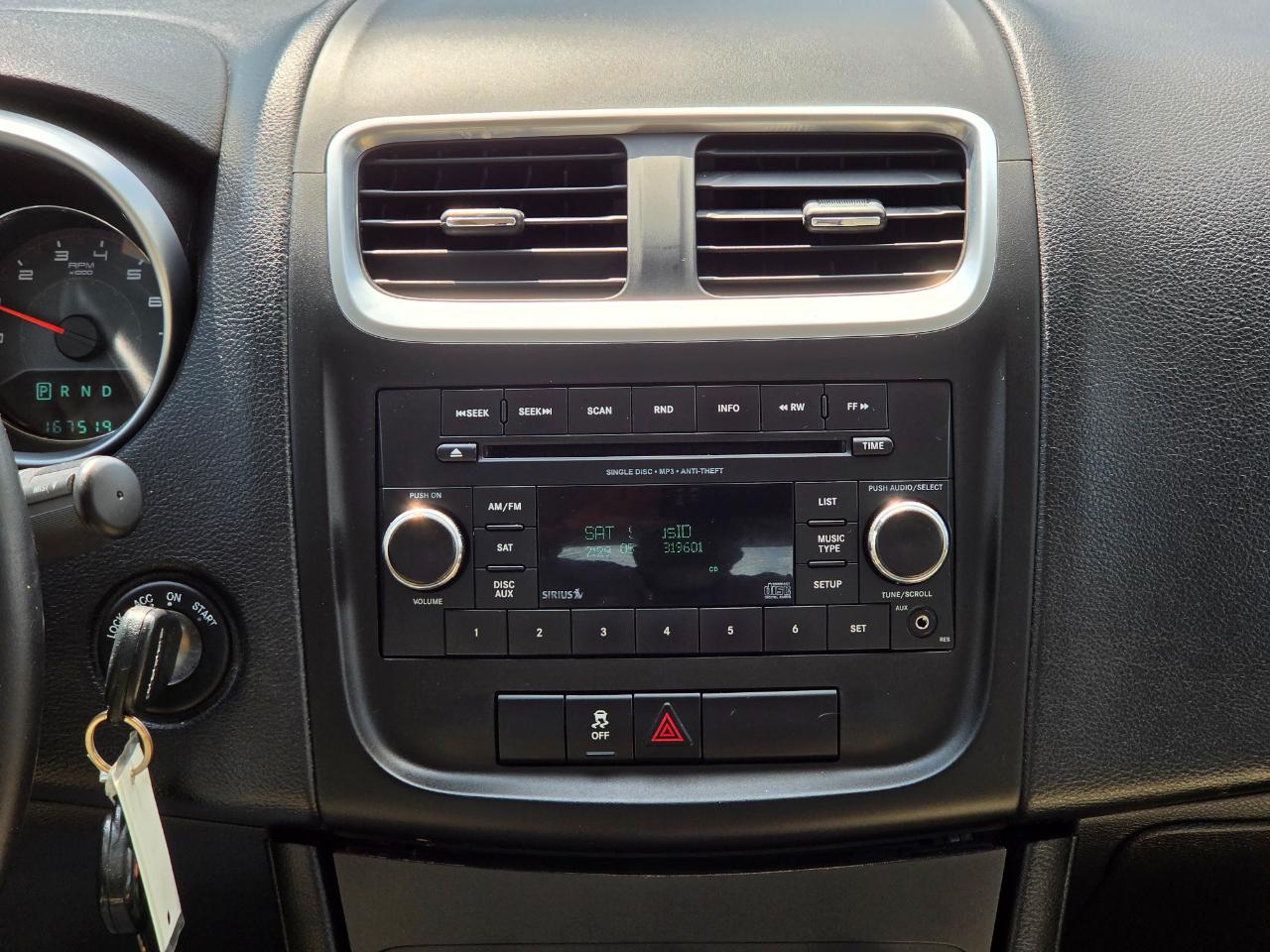 Dodge Avenger 4dr Sdn SXT 2013