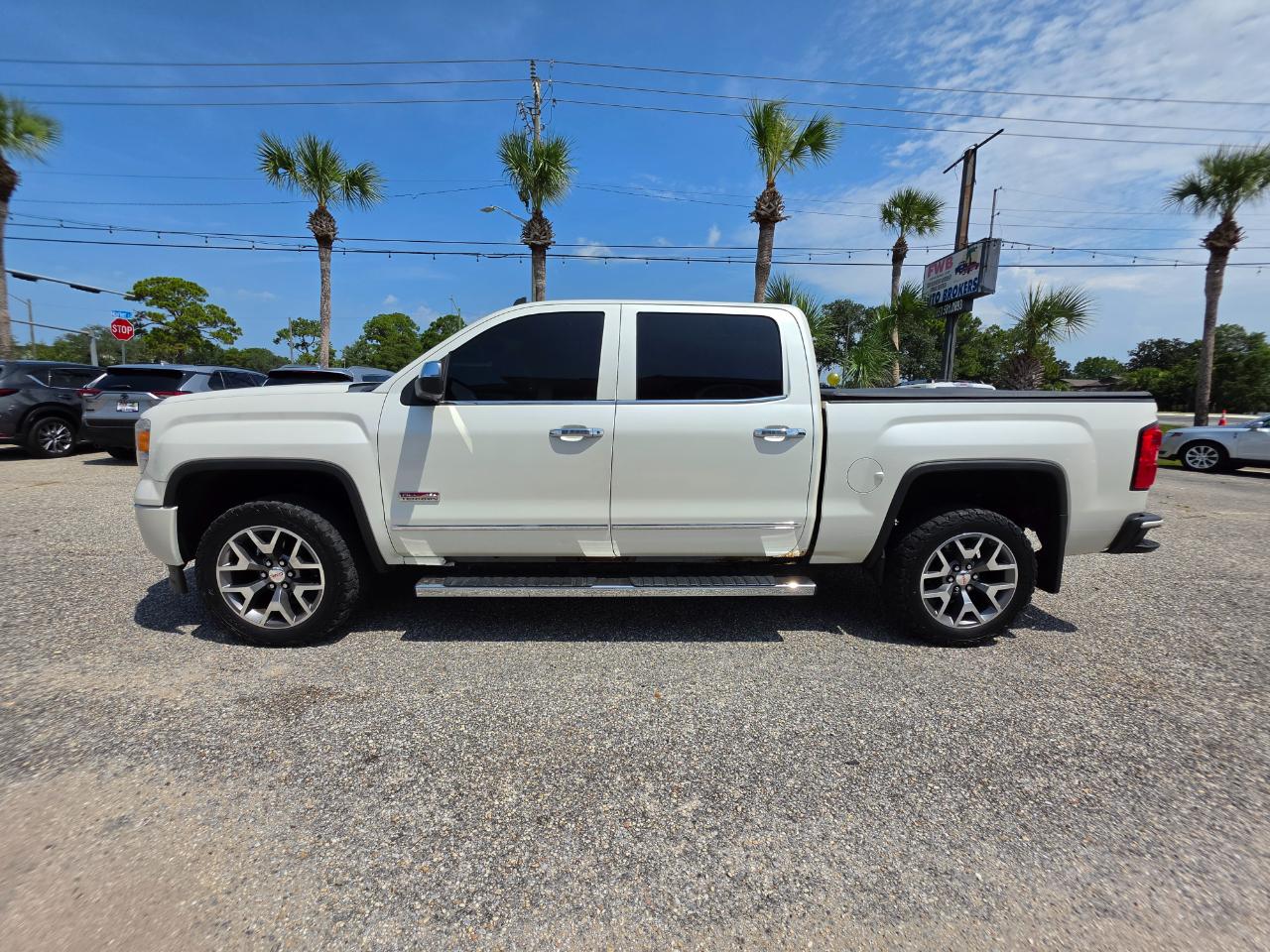 GMC Sierra 1500 4WD Crew Cab 143.5" SLT 2014