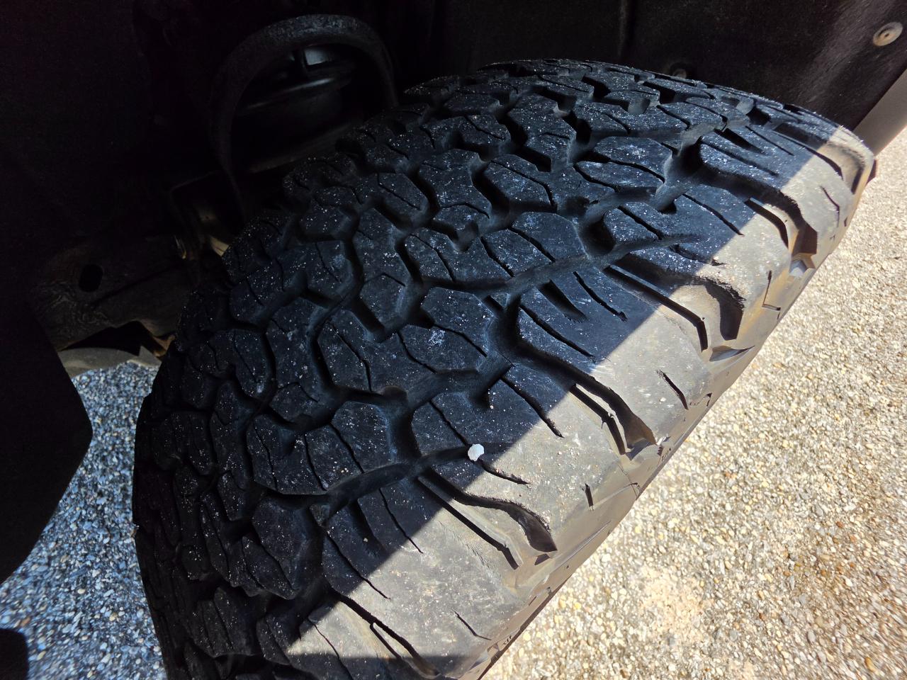 GMC Sierra 1500 4WD Crew Cab 143.5" SLT 2014