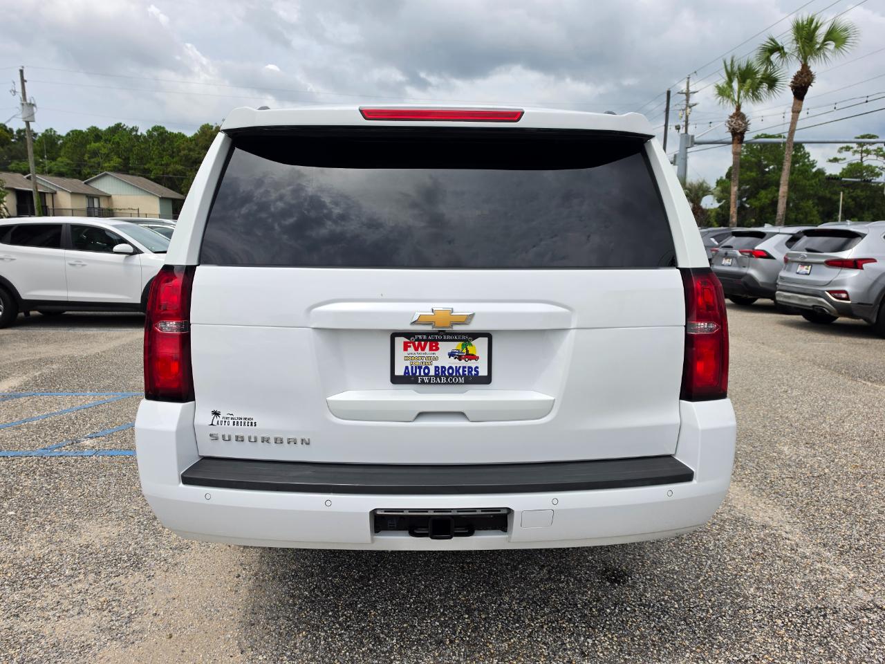 Chevrolet Suburban 2WD 4dr LT 2020