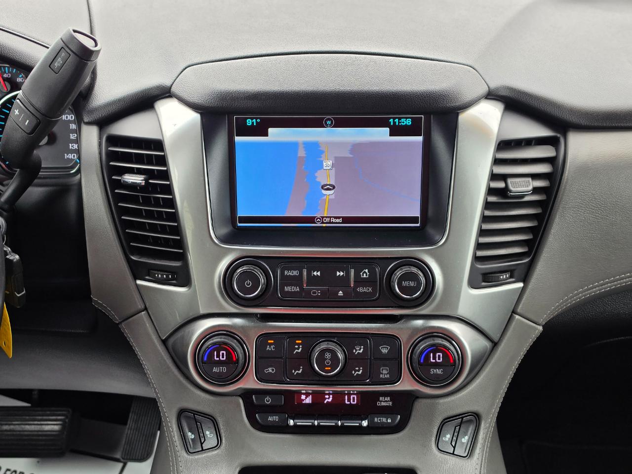Chevrolet Suburban 2WD 4dr LT 2020
