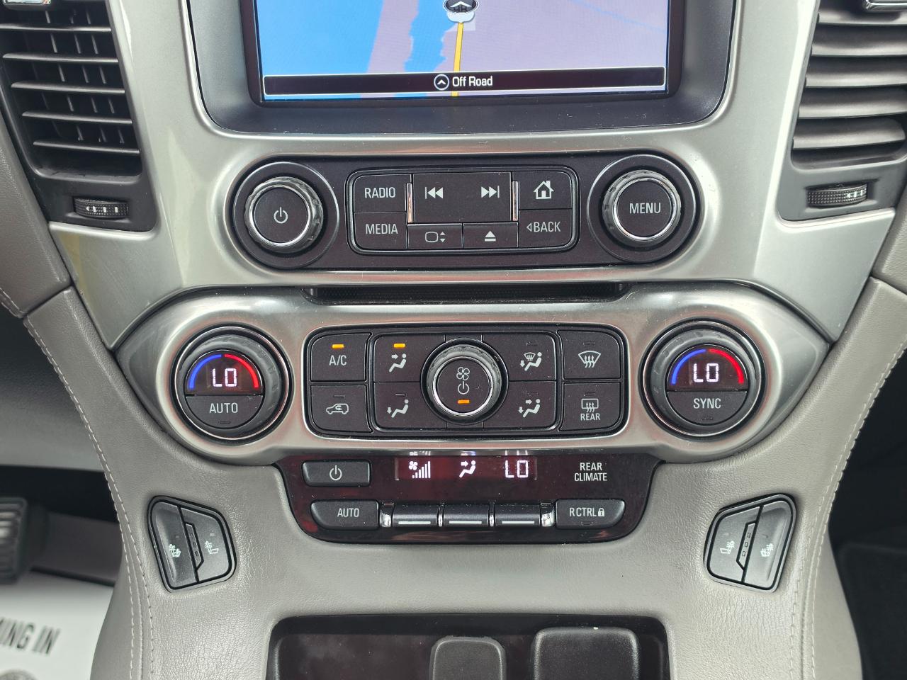 Chevrolet Suburban 2WD 4dr LT 2020