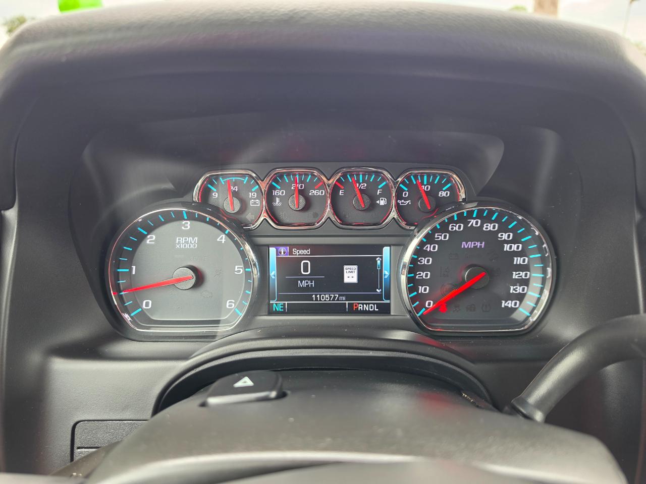 Chevrolet Suburban 2WD 4dr LT 2020